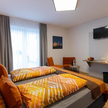 Gasthaus Karpfinger Aiterhofen Екстер'єр фото